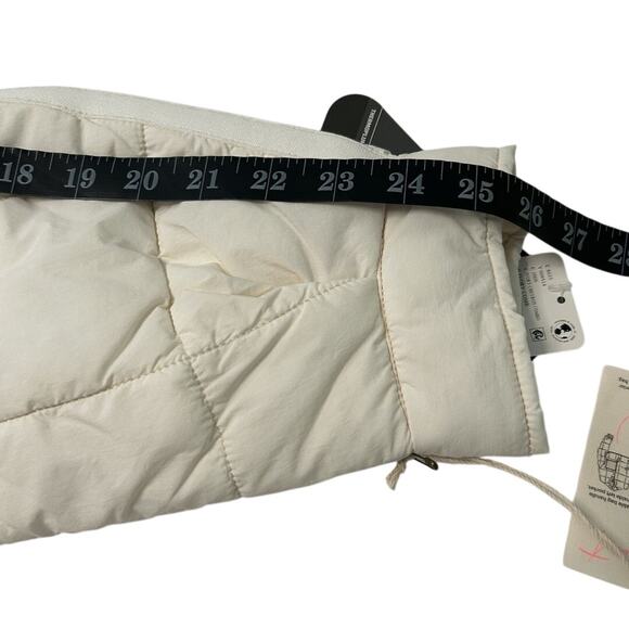 FP Movement x Hatch Cream Chevron Insulated Jacket Front Pockets Medium (8-10) - Picture 10 of 12